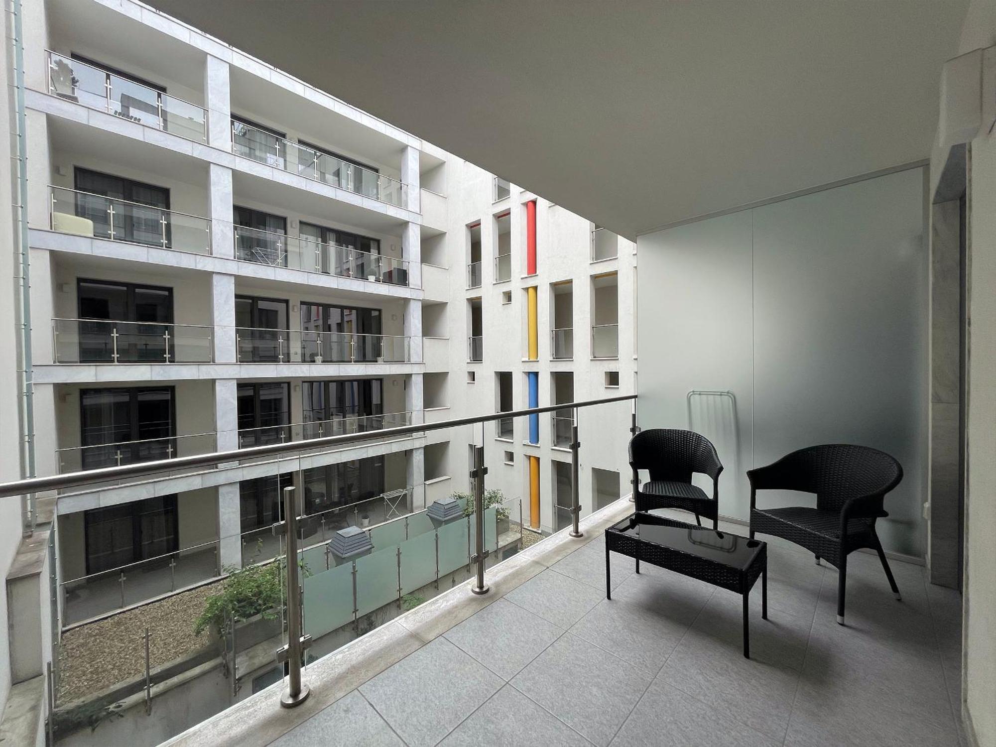 Smart Carrara Apartments — Photos 2